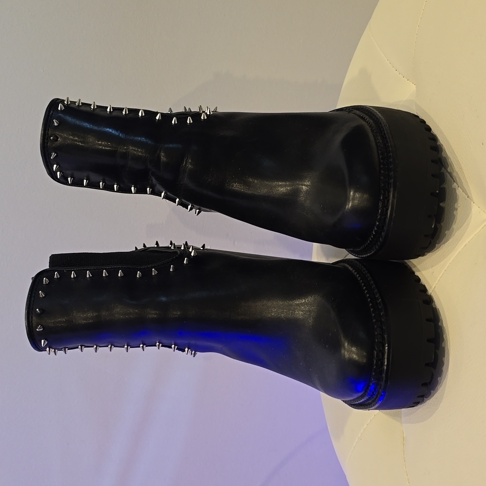 GIANNI Bini Raanta Studded Spiked Lug Sole Platform Boots Heel Black 9 1/2 NEW - Picture 6 of 7